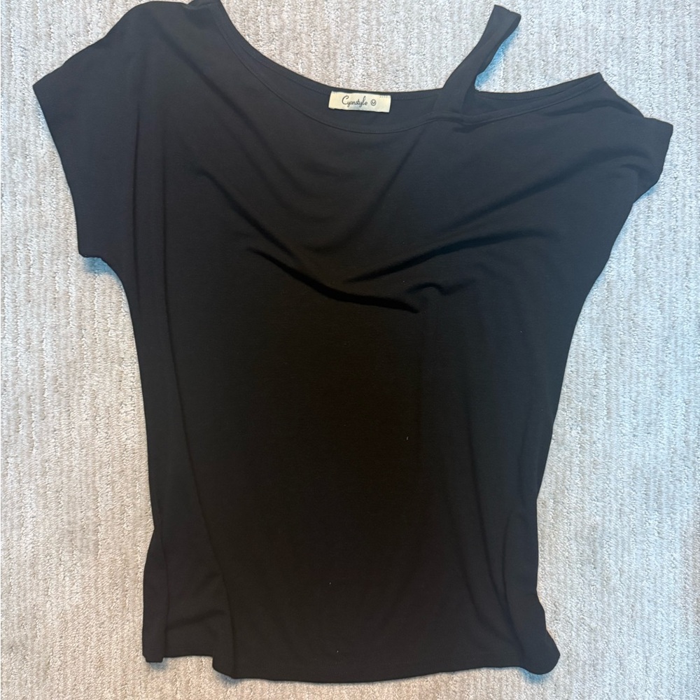 Cupio Black Asymmetrical Short Sleeve Top